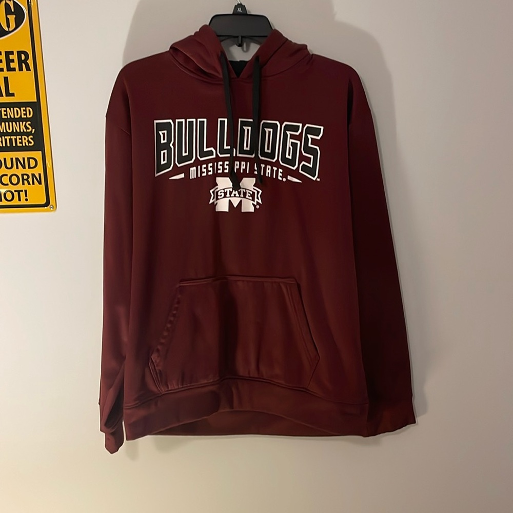 Mississippi State University Men’s Maroon Hoodie Medium